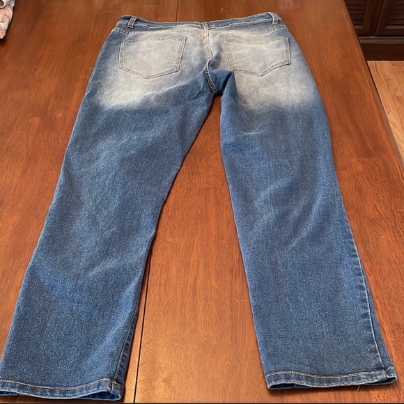 Womens Jeans Bundle, NY& Co Fashion - Picture 6 of 9